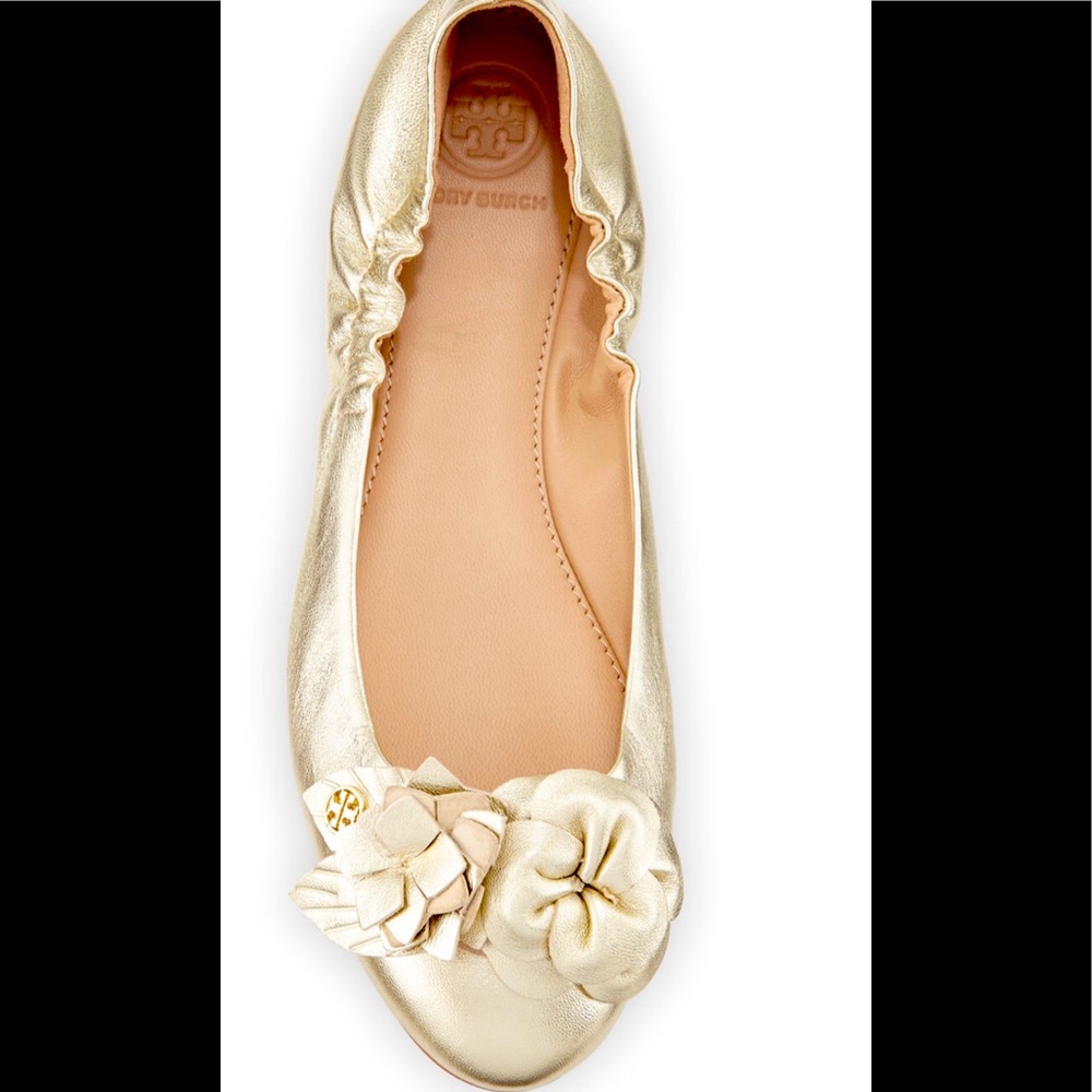 Tory Burch Gold blossom ballet flat size 9.5